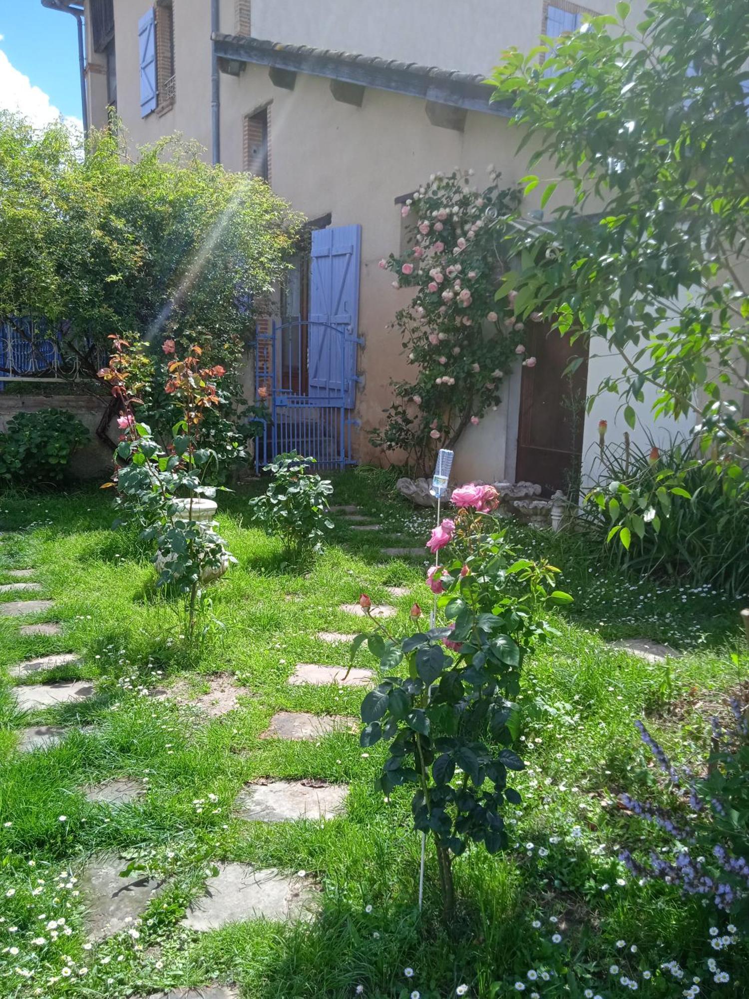 Studio La Roseraie Avec Jardin Privatif Proche Centre Ville Moissac Extérieur photo